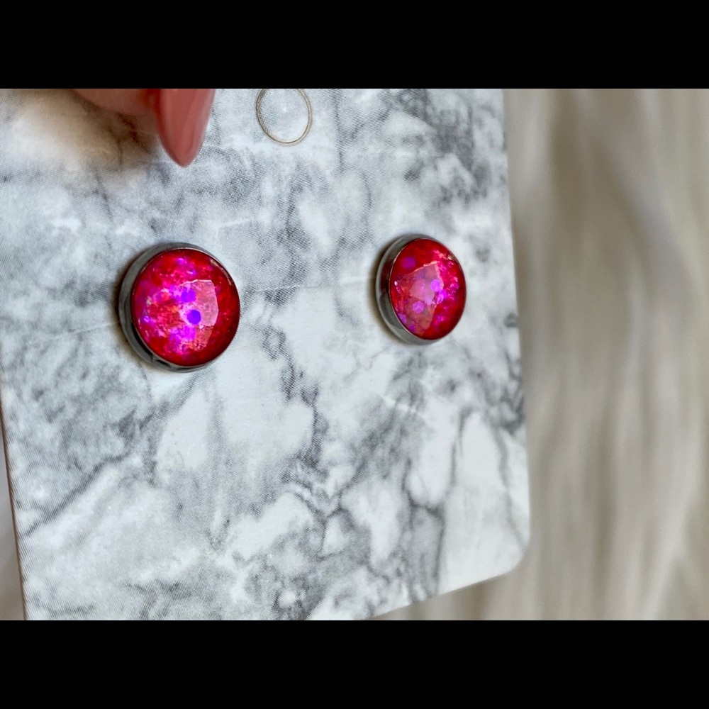 Earring studs - Picture 8 of 8